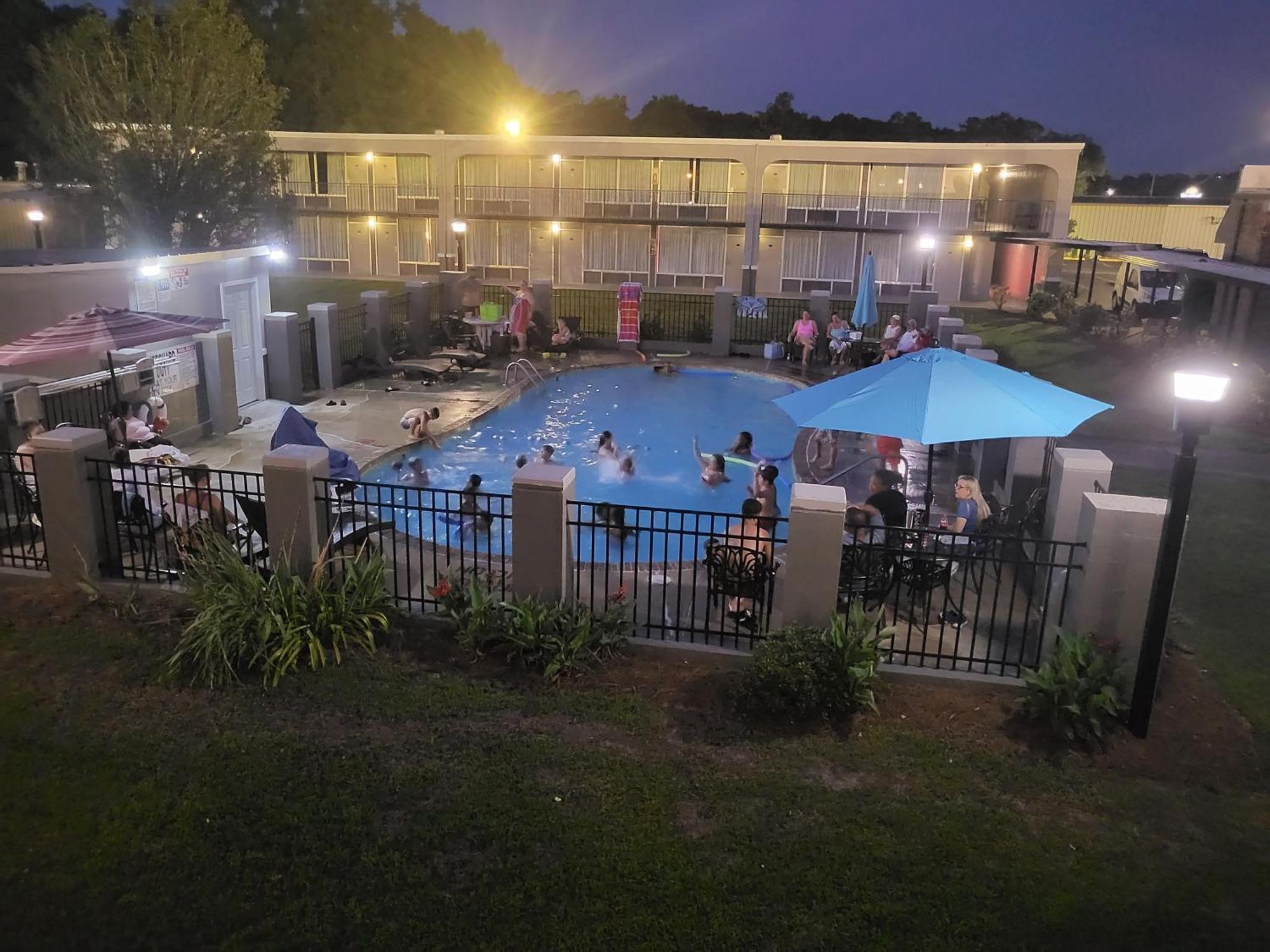 Econolodge Andalusia Exterior foto